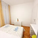 Dubrovnik: Quiet Corner 杜布罗夫尼克