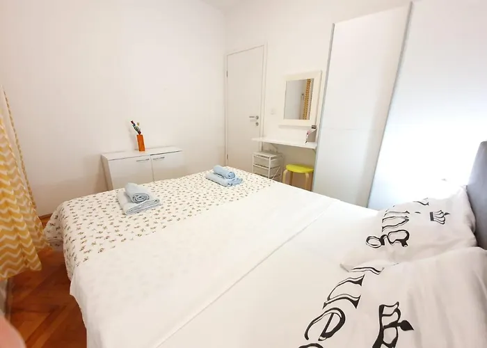 Dubrovnik: Quiet Corner * 杜布罗夫尼克